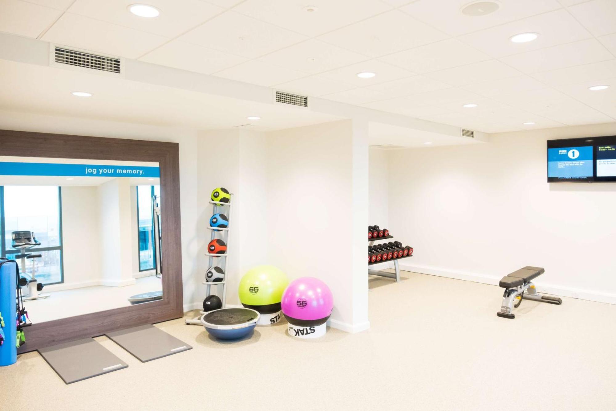 Hampton By Hilton Aberdeen Airport Dyce Extérieur photo